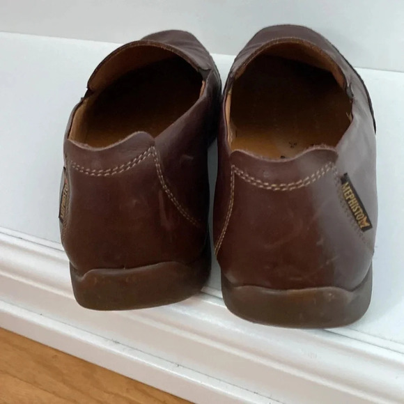 Mephisto brown leather slip ons size 9 1/2 main image 11